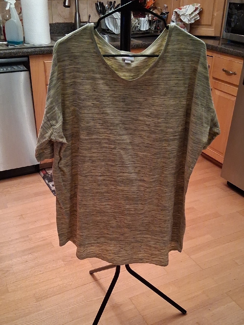 LuLaRoe Olive Green Heathered Short Sleeve Tunic